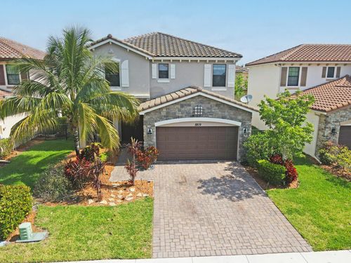 8819 Sea Chase Dr, Lake Worth, FL, 33467-1146 | Card Image