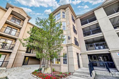 105 - 1487 Maple Ave, Condo with 2 bedrooms, 1 bathrooms and 1 parking in Milton ON | Image 2