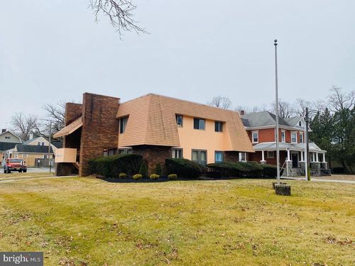 1071 E Landis Ave, Vineland, NJ, 08360-4060 | Card Image