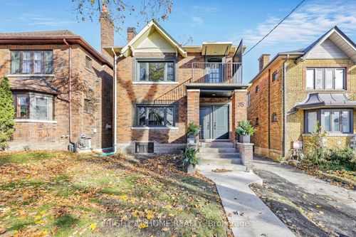 lower-35 Braemar Ave, Toronto, ON, M5P2L1 | Card Image