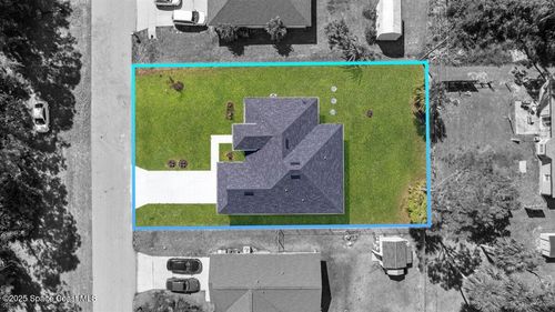 1751 Nandina Ct Nw, PALM BAY, FL, 32907-6977 | Card Image