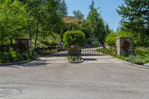 44 Rockridge Way, Bigfork, MT, 59911-6625 | Card Image