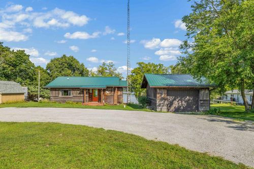 7060 N 925 E, Fremont, IN, 46737-9546 | Card Image