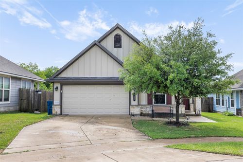 128 Dove Ct, Navasota, TX, 77868-2384 | Card Image