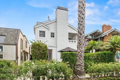 12-426 Goldenrod Ave, Corona del Mar, CA, 92625-2951 | Card Image
