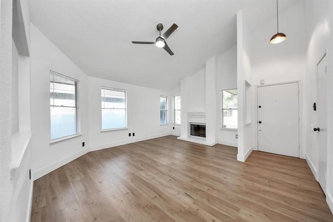 3118 Raccoon Run, House other with 3 bedrooms, 2 bathrooms and 1 parking in Spring TX | Image 9