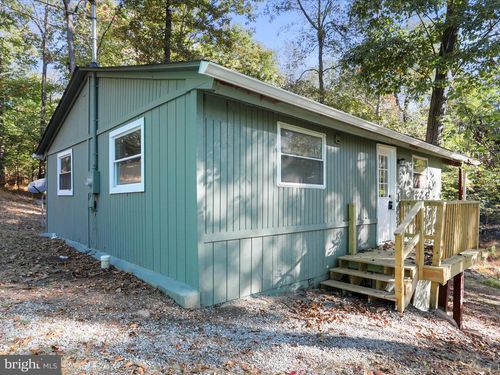 480 Maverick Trl, HEDGESVILLE, WV, 25427-6210 | Card Image