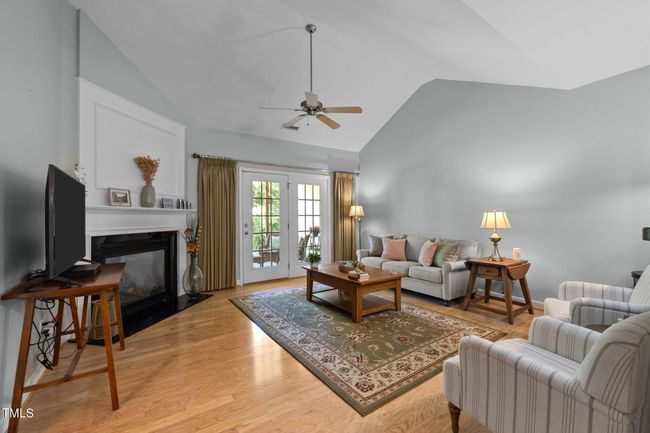 Family Room | Image 5