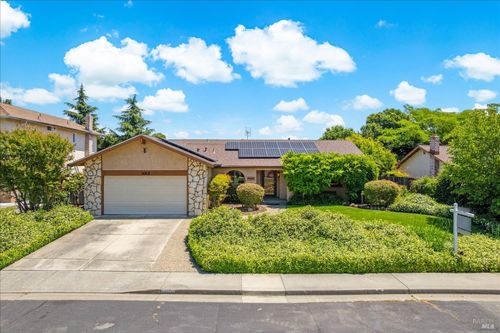 3012 Chestnut Court, Fairfield, CA, 94533 | Card Image