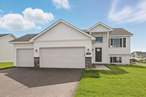 1500 Raccoon Lane, New Richmond, WI, 54017 | Card Image