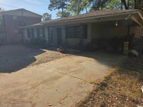 3422 Arapaho Trl, Little Rock, AR, 72209-6828 | Card Image