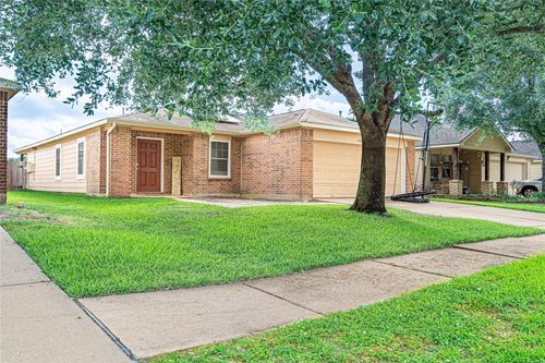 2211 Pine Croft Dr, Humble, TX, 77396-6205 | Card Image