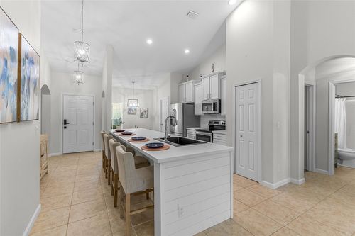 8110 Westfield Cir, Vero Beach, FL, 32966-1281 | Card Image