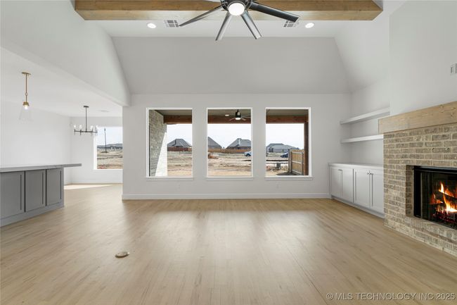 2038 E 129 Th St S, House other with 3 bedrooms, 3 bathrooms and null parking in Jenks OK | Image 9