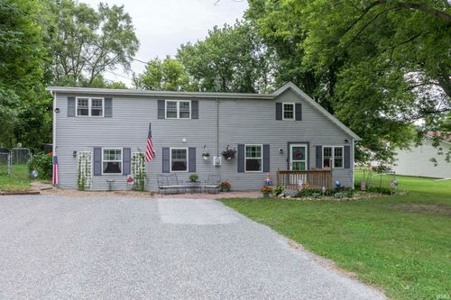 21085 Cabot Avenue, Lakeville, IN, 46536-9532 | Card Image