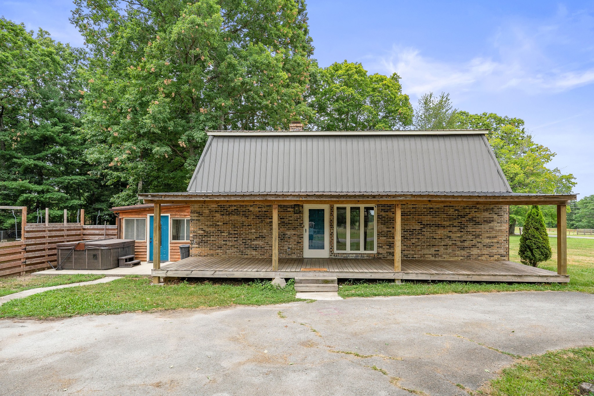 Big Hurricane Rd, Smithville, TN 37166