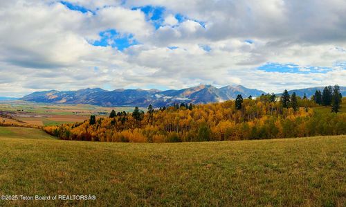 40 ACRES Robinson Ln, Bedford, WY, 83112 | Card Image