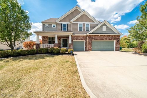 10132 Scenic View Dr, Twinsburg, OH, 44087-2842 | Card Image