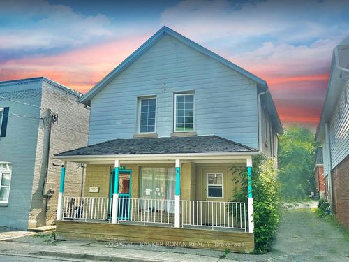 {{alt}} | Card Image