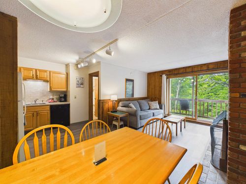 a5-697 E Mountain Rd, Killington, VT, 05751-9614 | Card Image