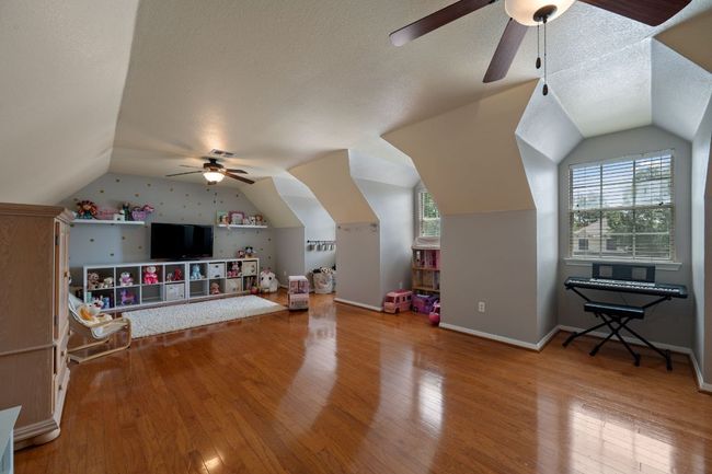 10001 Lachlan Dr, House other with 5 bedrooms, 3 bathrooms and null parking in Austin TX | Image 24