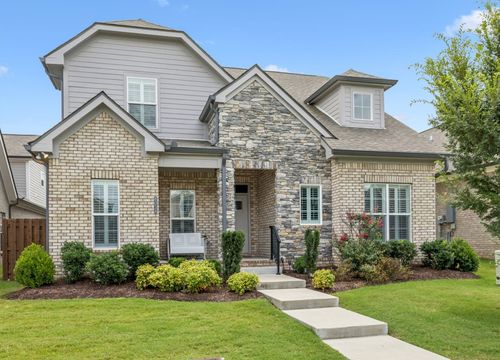 6038 Parkhaven Blvd, Hermitage, TN, 37076-2160 | Card Image