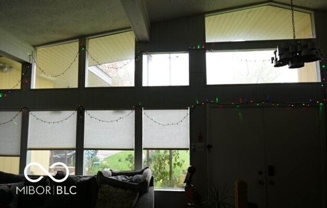 interior space | Image 40