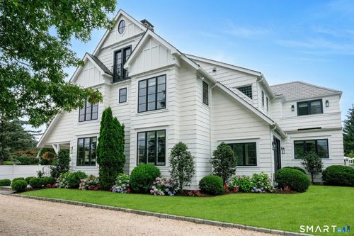 58 Rogers Rd, Stamford, CT, 06902-8226 | Card Image
