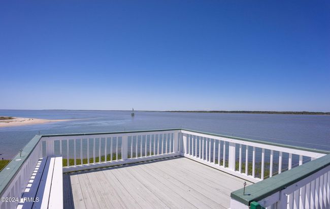 40 Front Street, House other with 5 bedrooms, 3 bathrooms and null parking in St. Helena Island SC | Image 88