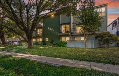apt-105-4211 Holland Ave, Dallas, TX, 75219-2837 | Card Image