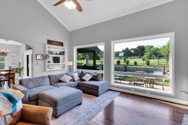 2831 Keri Ct, House other with 4 bedrooms, 3 bathrooms and null parking in Midlothian TX | Image 5