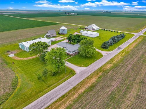 708 N 1950th Rd, Tonica, IL, 61370-9434 | Card Image