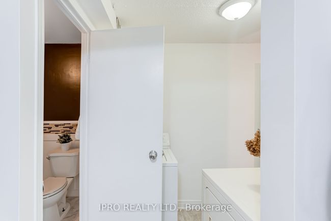 61 - 130 Ling Rd, Condo with 4 bedrooms, 2 bathrooms and 1 parking in Toronto ON | Image 22