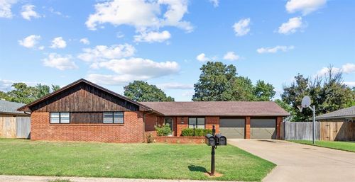 514 Oak Dr, Weatherford, OK, 73096-4208 | Card Image