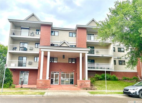 101-1002 108th St, North Battleford, SK, S9A2A9 | Card Image