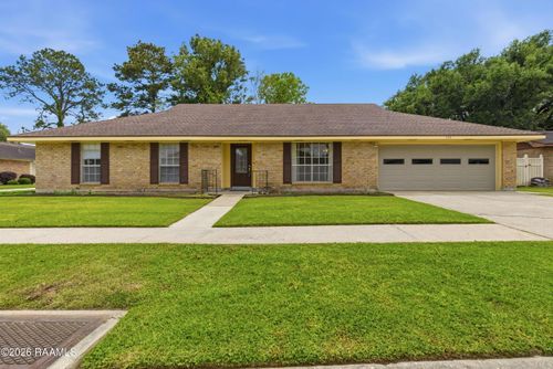 206 Persimmon Pl, Lafayette, LA, 70507-3710 | Card Image