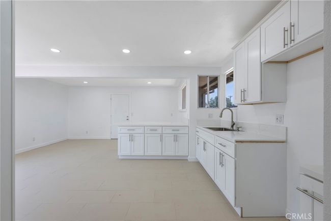 8888 Patrero St, House other with 5 bedrooms, 2 bathrooms and 2 parking in Riverside CA | Image 27