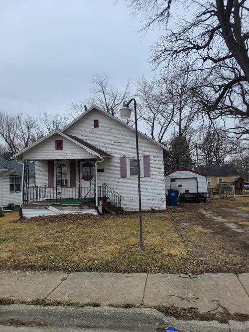 673 Wood Ct, Kankakee, IL, 60901-5728 | Card Image