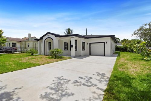 930 34th St, West Palm Beach, FL, 33407-4712 | Card Image