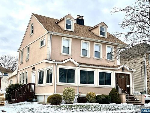 260 Washington Pl, Hasbrouck Heights, NJ, 07604-1910 | Card Image