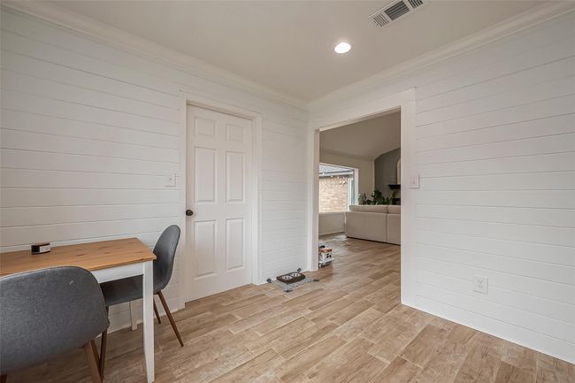 419 Magnolia Bnd, House other with 3 bedrooms, 2 bathrooms and 2 parking in New Caney TX | Image 14