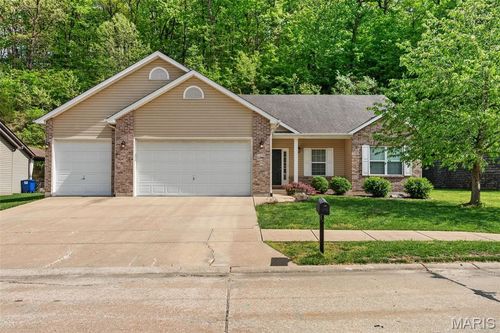 1250 Konert Valley Dr, Fenton, MO, 63026-7173 | Card Image