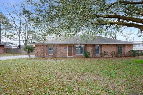 41145 1st Colonial St, Prairieville, LA, 70769-5611 | Card Image