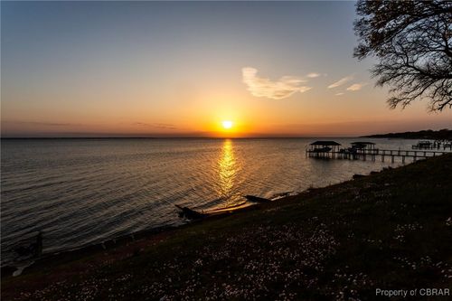 9803 River Rd, Newport News, VA, 23601-4210 | Card Image