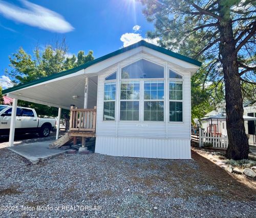 408 Saddleman Dr, Thayne, WY, 83127 | Card Image