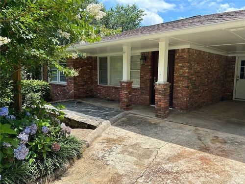 2711 Fairlane Dr, Doraville, GA, 30340-3292 | Card Image