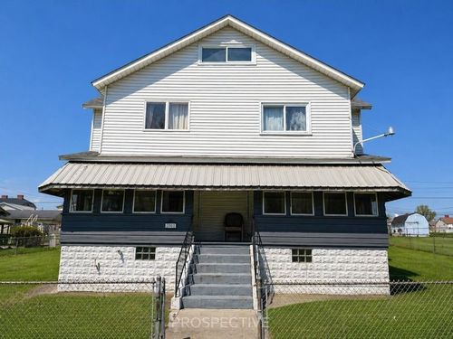 1161 1st St, Grindstone, PA, 15442-1215 | Card Image