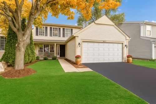 2321 Meadows Ln, Round Lake Beach, IL, 60073-4114 | Card Image