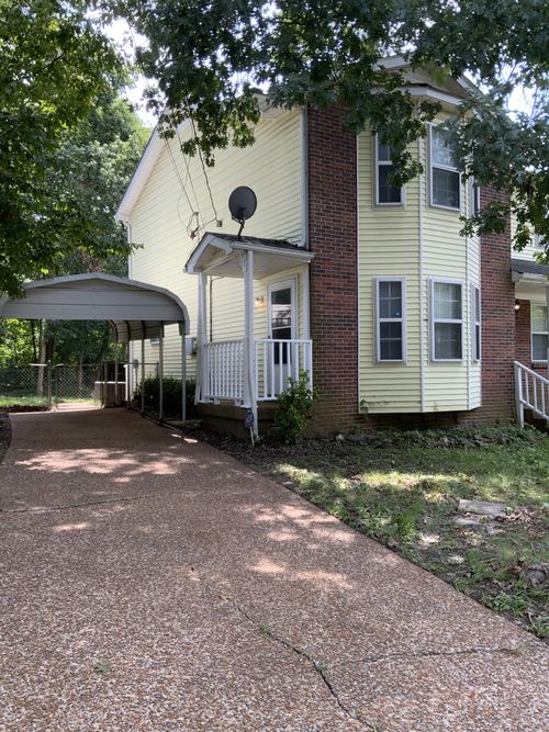 1105 Waggoner Ct W, Nashville, TN, 37214-3941 | Card Image