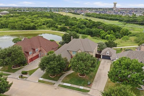 5121 Verdant Valley Dr, Frisco, TX, 75034-8420 | Card Image